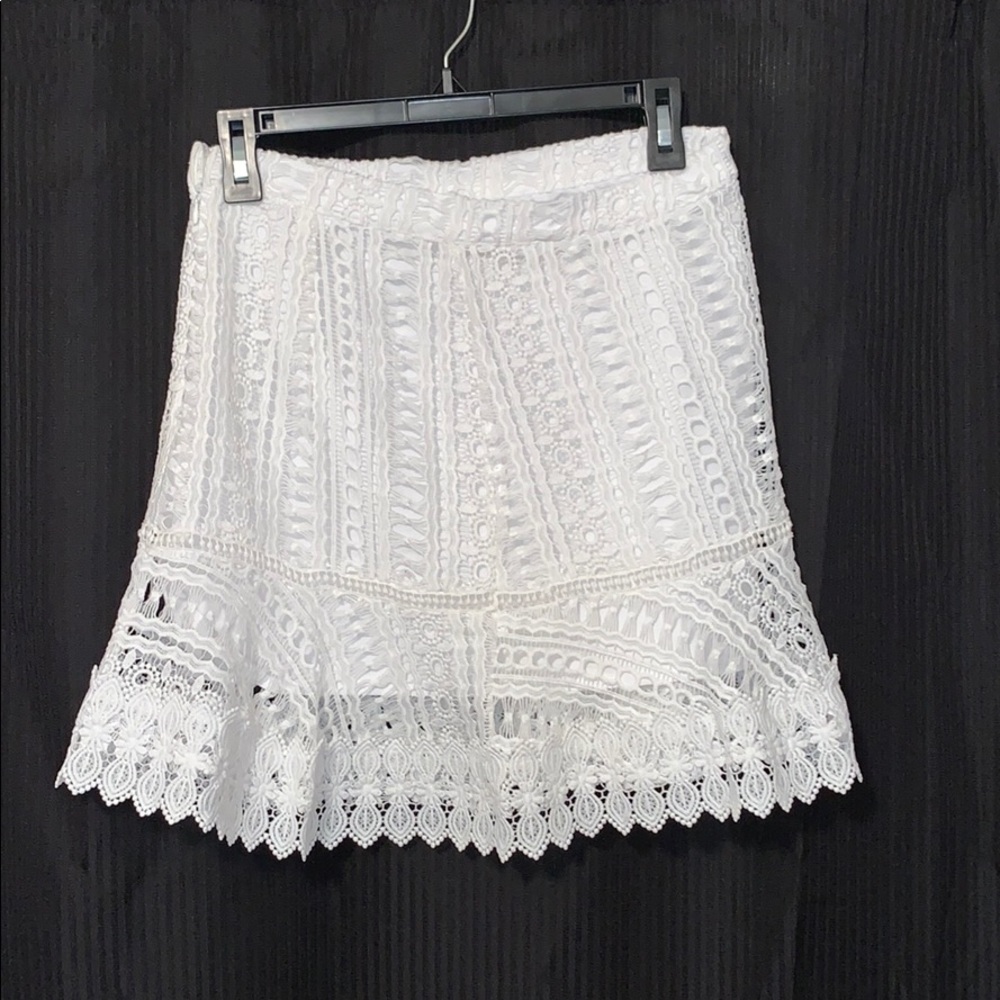 Gorgeous BB Dakota skirt with knit overlay.